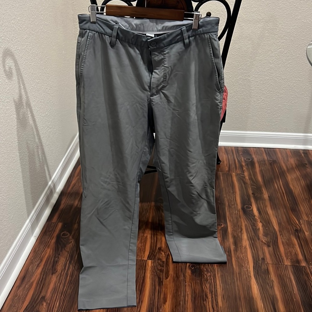 Men’s golf pants